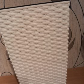 Rattan hatású fehér kocka kaspó