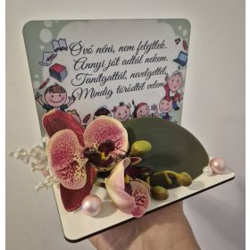 Fatábla "óvónéninek emlék"